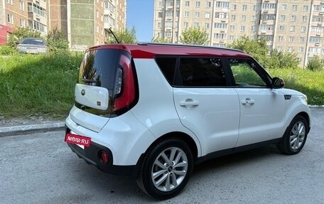 KIA Soul II рестайлинг, 2018 год, 1 720 000 рублей, 10 фотография