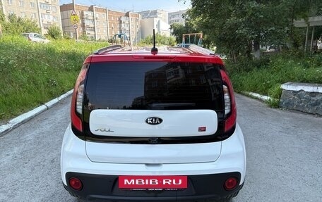 KIA Soul II рестайлинг, 2018 год, 1 720 000 рублей, 14 фотография