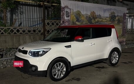 KIA Soul II рестайлинг, 2018 год, 1 720 000 рублей, 24 фотография
