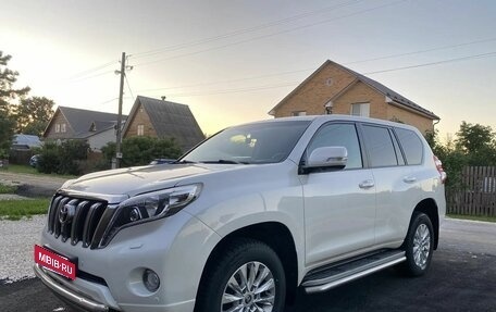 Toyota Land Cruiser Prado 150 рестайлинг 2, 2014 год, 3 250 000 рублей, 8 фотография