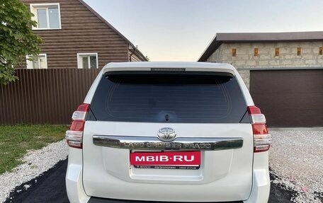 Toyota Land Cruiser Prado 150 рестайлинг 2, 2014 год, 3 250 000 рублей, 5 фотография