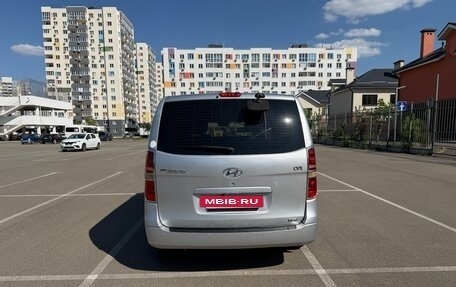 Hyundai Grand Starex Grand Starex I рестайлинг 2, 2009 год, 1 200 000 рублей, 4 фотография