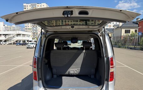 Hyundai Grand Starex Grand Starex I рестайлинг 2, 2009 год, 1 200 000 рублей, 14 фотография