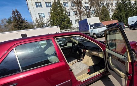Mercedes-Benz E-Класс, 1992 год, 1 200 000 рублей, 16 фотография