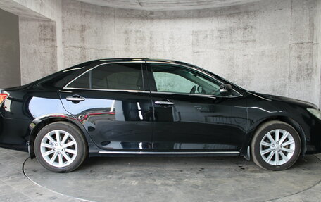 Toyota Camry, 2013 год, 1 377 000 рублей, 4 фотография