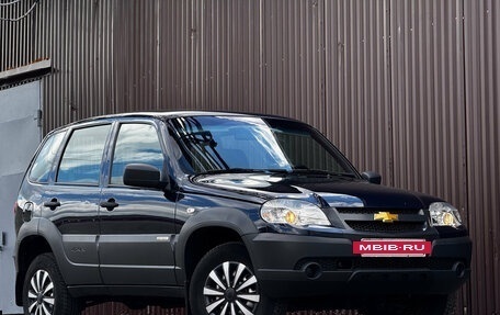 Chevrolet Niva I рестайлинг, 2016 год, 600 000 рублей, 4 фотография