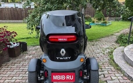 Renault Twizy, 2019 год, 1 200 000 рублей, 3 фотография