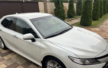 Toyota Camry, 2020 год, 3 100 000 рублей, 10 фотография