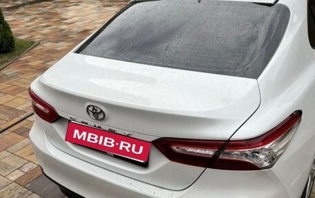 Toyota Camry, 2020 год, 3 100 000 рублей, 6 фотография