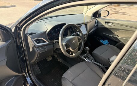 Hyundai Solaris II рестайлинг, 2019 год, 1 200 000 рублей, 6 фотография