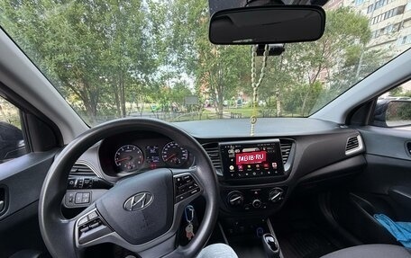 Hyundai Solaris II рестайлинг, 2019 год, 1 200 000 рублей, 8 фотография