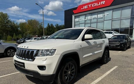 Jeep Grand Cherokee, 2012 год, 1 499 000 рублей, 2 фотография