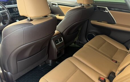 Lexus RX IV рестайлинг, 2018 год, 5 150 000 рублей, 13 фотография