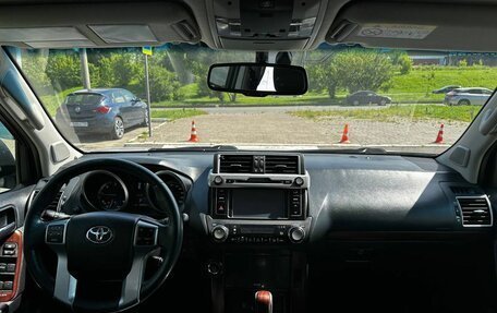 Toyota Land Cruiser Prado 150 рестайлинг 2, 2016 год, 2 990 000 рублей, 24 фотография