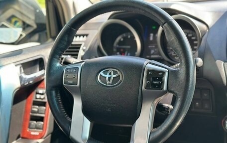 Toyota Land Cruiser Prado 150 рестайлинг 2, 2016 год, 2 990 000 рублей, 23 фотография