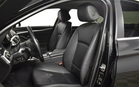 BMW 5 серия, 2016 год, 2 399 900 рублей, 10 фотография
