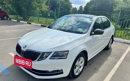 Skoda Octavia, 2019 год, 2 200 000 рублей, 2 фотография
