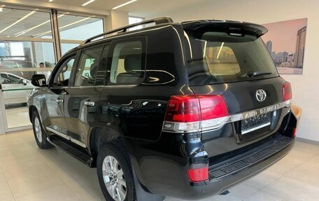 Toyota Land Cruiser 200, 2019 год, 7 850 000 рублей, 6 фотография