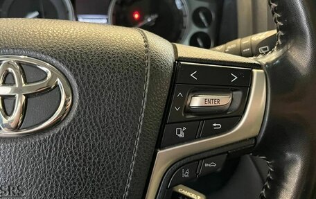 Toyota Land Cruiser 200, 2019 год, 7 850 000 рублей, 21 фотография