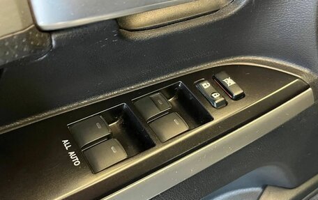 Toyota Land Cruiser 200, 2019 год, 7 850 000 рублей, 16 фотография