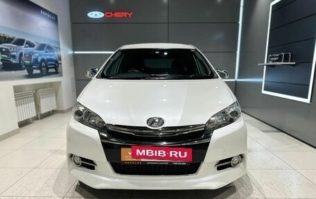 Toyota Wish II, 2014 год, 1 590 000 рублей, 2 фотография