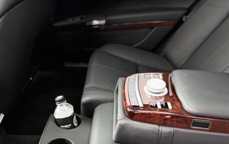 Mercedes-Benz S-Класс, 2006 год, 3 000 000 рублей, 9 фотография
