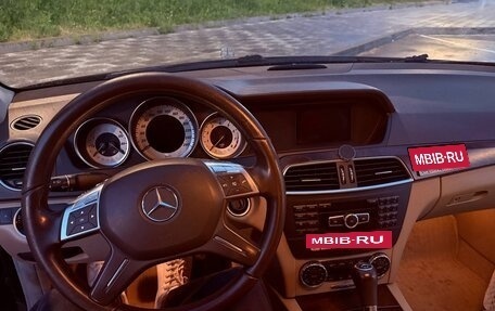 Mercedes-Benz C-Класс, 2012 год, 1 150 000 рублей, 5 фотография