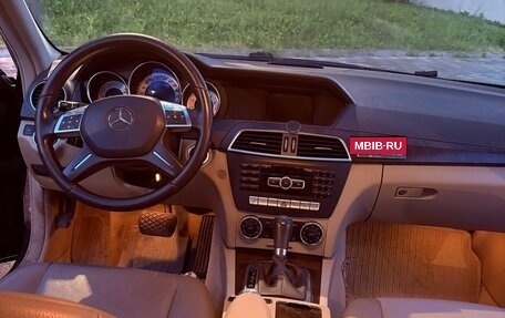 Mercedes-Benz C-Класс, 2012 год, 1 150 000 рублей, 6 фотография