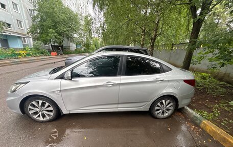 Hyundai Solaris II рестайлинг, 2014 год, 910 000 рублей, 4 фотография
