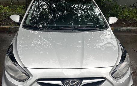 Hyundai Solaris II рестайлинг, 2014 год, 910 000 рублей, 5 фотография