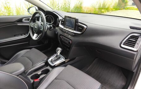 KIA cee'd III, 2019 год, 2 000 000 рублей, 28 фотография