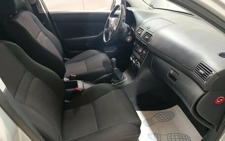 Toyota Avensis III рестайлинг, 2008 год, 790 000 рублей, 16 фотография