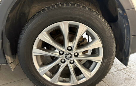 Toyota RAV4, 2017 год, 2 420 000 рублей, 5 фотография