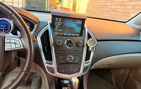 Cadillac SRX II рестайлинг, 2012 год, 1 100 000 рублей, 14 фотография
