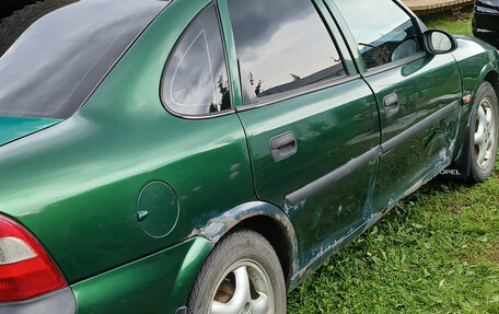 Opel Vectra B рестайлинг, 1997 год, 130 000 рублей, 2 фотография