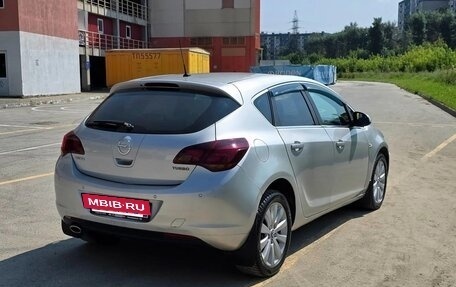 Opel Astra J, 2011 год, 590 000 рублей, 6 фотография