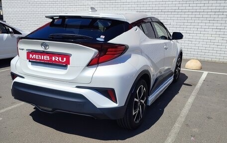 Toyota C-HR I рестайлинг, 2019 год, 2 500 000 рублей, 6 фотография