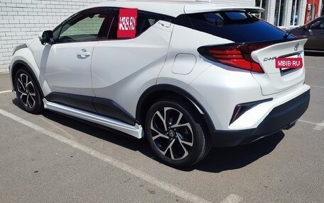 Toyota C-HR I рестайлинг, 2019 год, 2 500 000 рублей, 7 фотография