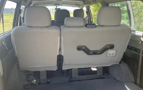 Hyundai H-1 II рестайлинг, 2005 год, 1 250 000 рублей, 10 фотография