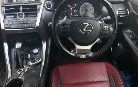 Lexus NX I, 2016 год, 3 100 000 рублей, 13 фотография