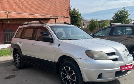 Mitsubishi Outlander III рестайлинг 3, 2003 год, 290 000 рублей, 1 фотография