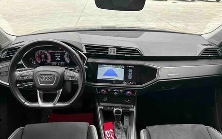 Audi Q3, 2023 год, 2 690 000 рублей, 11 фотография