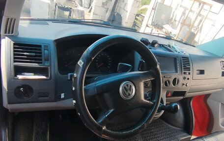 Volkswagen Transporter T5 рестайлинг, 2005 год, 1 300 000 рублей, 2 фотография