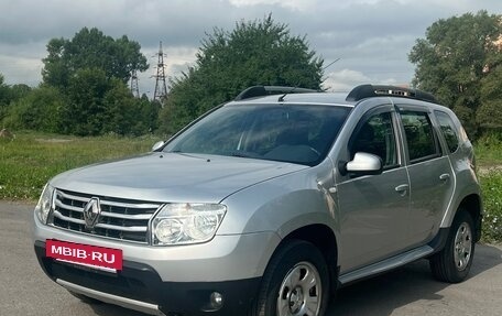 Renault Duster I рестайлинг, 2014 год, 1 000 000 рублей, 3 фотография