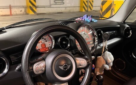 MINI Hatch, 2010 год, 800 000 рублей, 8 фотография