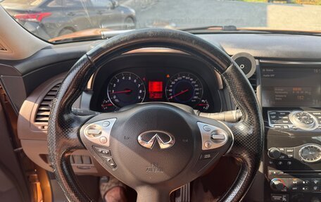 Infiniti FX II, 2008 год, 1 590 000 рублей, 8 фотография