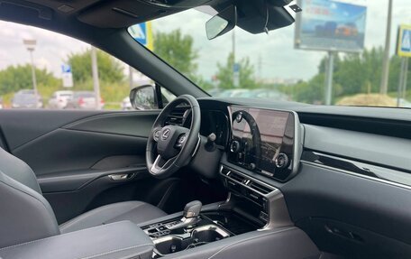 Lexus RX IV рестайлинг, 2025 год, 7 000 000 рублей, 18 фотография