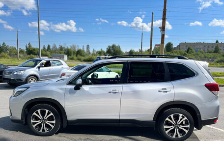 Subaru Forester, 2019 год, 2 970 000 рублей, 6 фотография