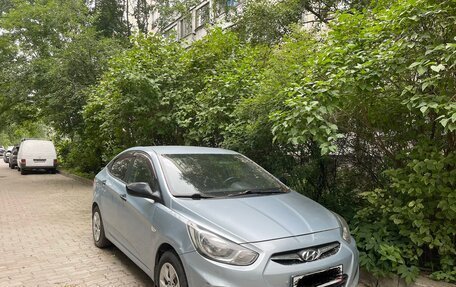 Hyundai Solaris II рестайлинг, 2012 год, 680 000 рублей, 3 фотография