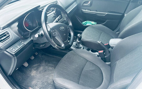 KIA Rio III рестайлинг, 2015 год, 950 000 рублей, 10 фотография